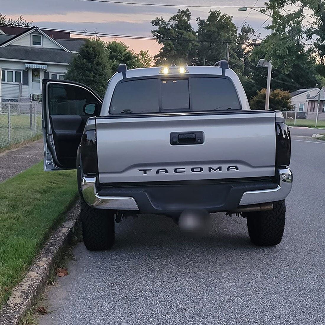 Smoked LED Tail Lights w/DRL Sequential Signal For 16-23 Toyota Tacoma