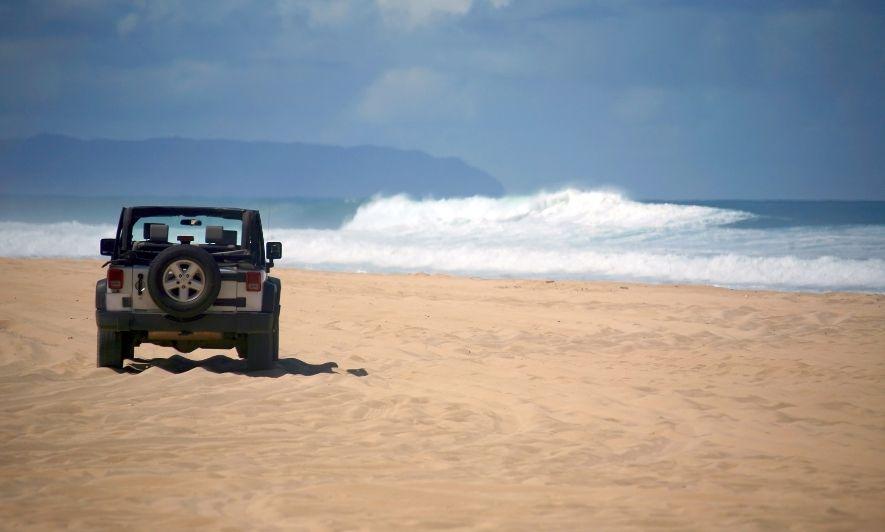 The Dos and Don’ts of Driving Your Jeep at the Beach