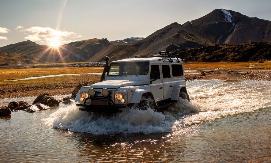 What To Expect When Off-Roading With a Jeep