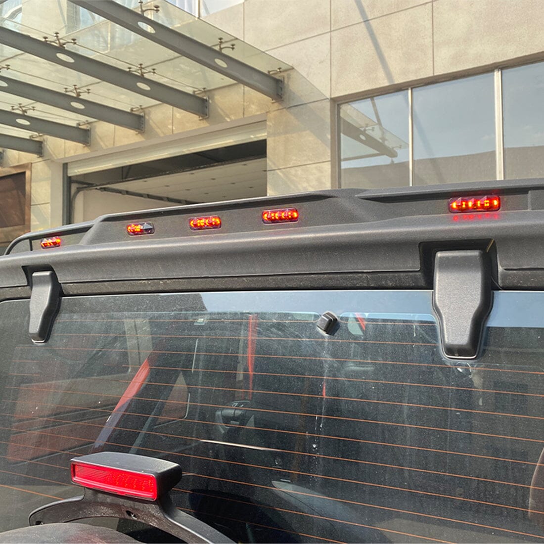 Rear Roof Spoiler w/ Red LED Lights for 18-23 Jeep Wrangler JL | Amoffroad